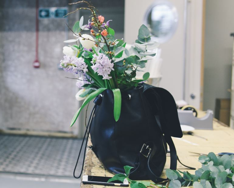 minimalist leather backpack