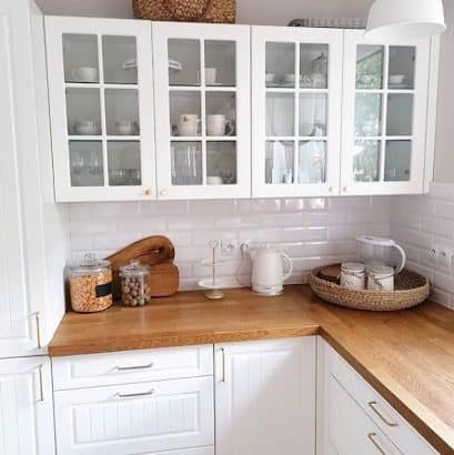 minimalist small kitchen design by stepbystep.home